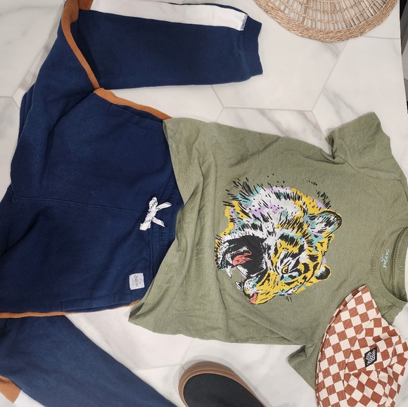 [CAT & JACK] boys Medium 8-10 cutest green shirt sleeve t-shirt w/  TIGER🐅 🐯 - Picture 16 of 16